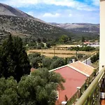 فيلة Garden أيّا إفيميا