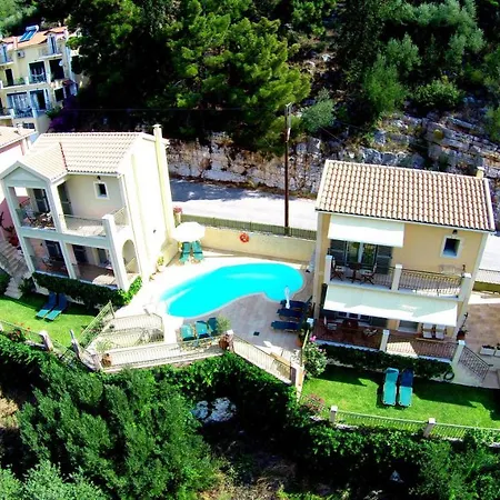 Garden Villa *